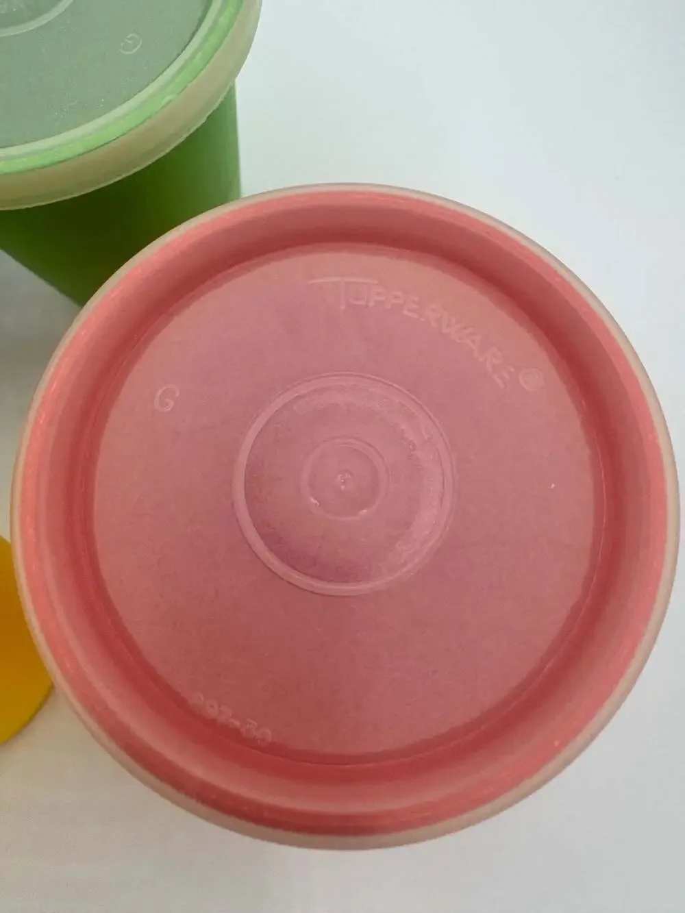 Vintage Tupperware Tumblers with Lids, Set of 6 Multi-Colored Sipper Cups
